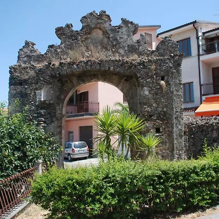 Casa Ferrara *
