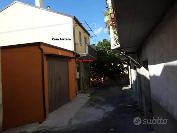 Casa Ferrara